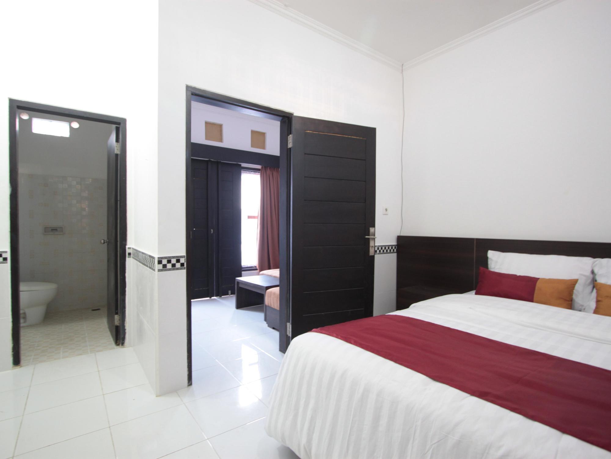 Bakung Sunset Hotel Kuta Lombok Exterior foto